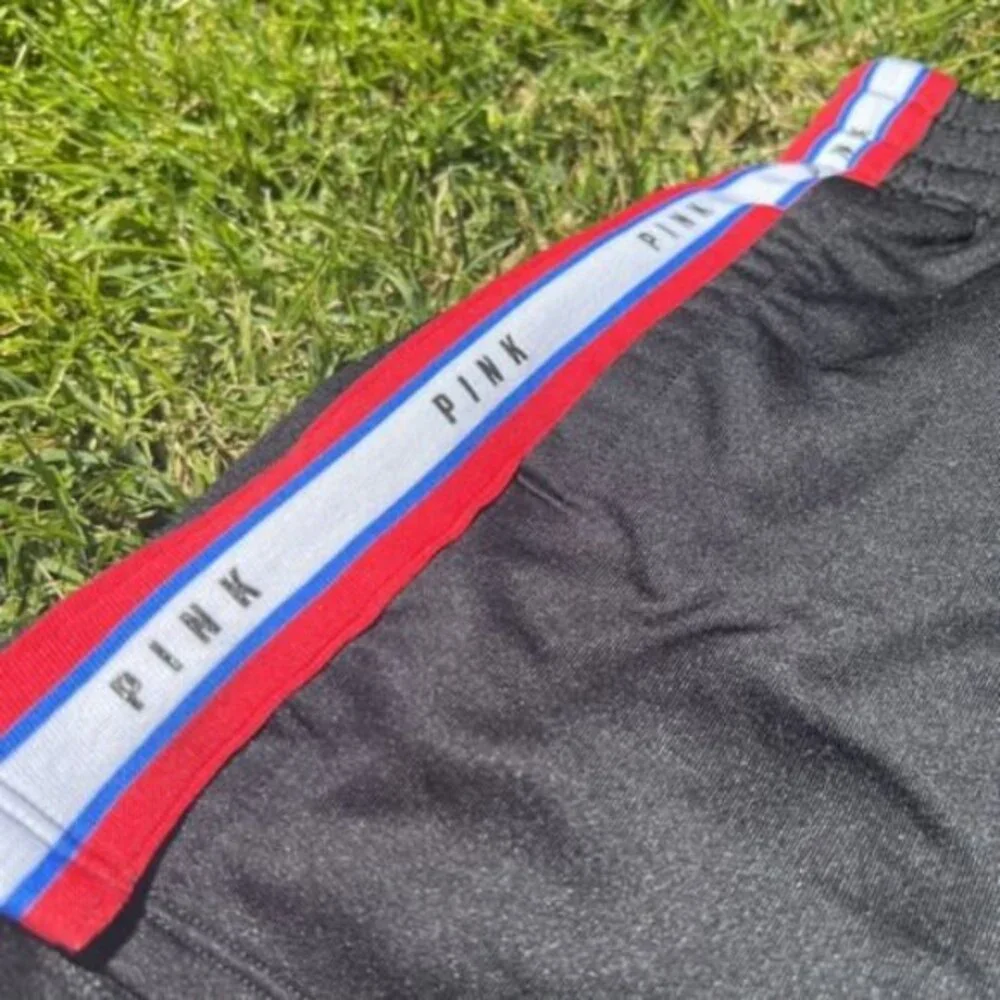Victoria's Secret PINK Athletic Track Shorts‎ Women Medium Black Red Stripe Side